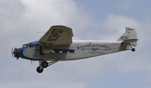 Ford Tri-Motor (N8407) - Airventure 2018