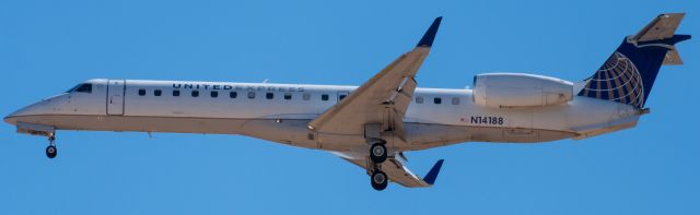 Embraer EMB-145XR (N14188)