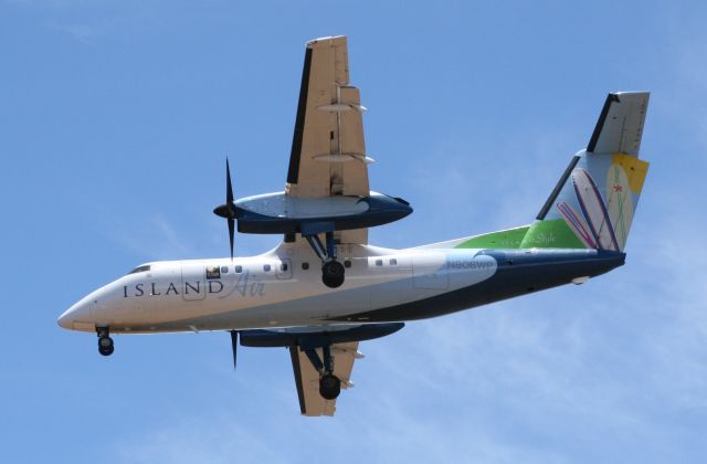 de Havilland Dash 8-100 (N806WP)