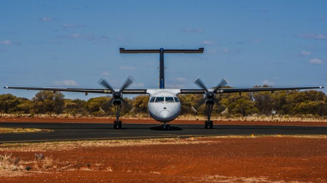 de Havilland Dash 8-300 (VH-XFX)