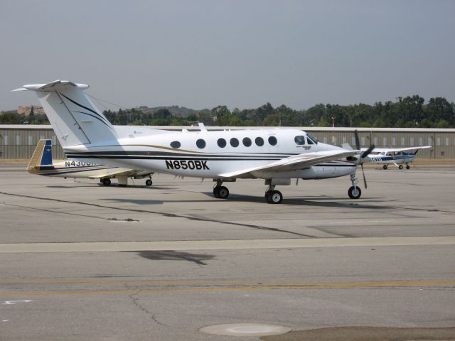 Beechcraft Super King Air 200 (N850BK) - Parked at Fullerton