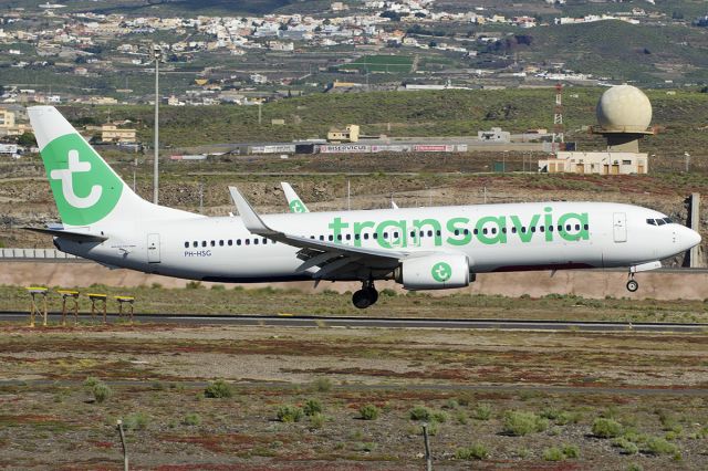 Boeing 737-700 (PH-HSG)