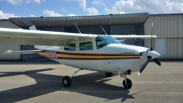 Cessna Centurion (N2181S)