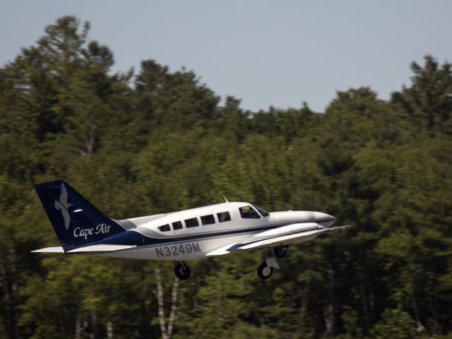 Cessna 402 (N3249M)