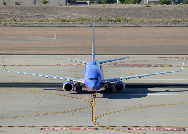 Boeing 737-700 (N247WN)