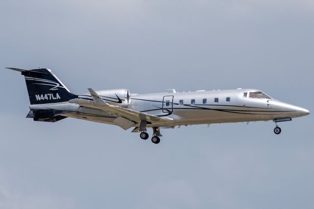 Learjet 60 (N447LA)