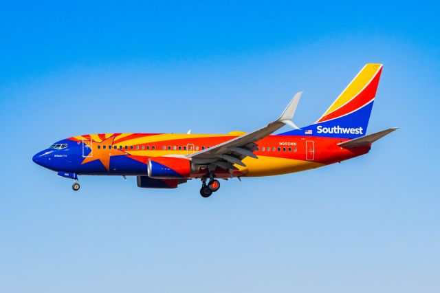 Boeing 737-700 (N955WN) - Southwest Airlines 737-700 in Arizona One special livery landing at PHX on 11/13/22. Taken on a Canon R7 and Tamron 70-200 G2 lens.