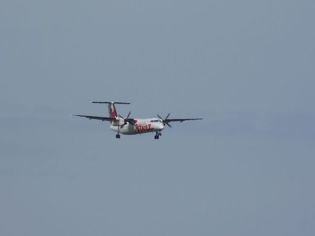 de Havilland Dash 8-400 (C-FACT)