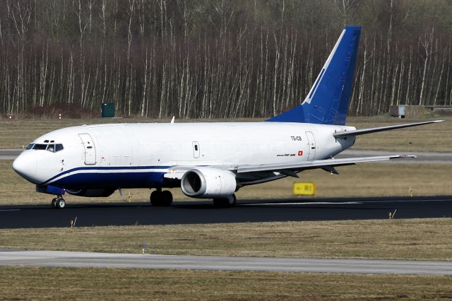 BOEING 737-300 (TS-ICB)