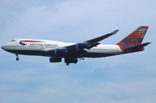 Boeing 747-400 (G-BNLS) - Final Approach to Narita Intl Airport Rwy34L on 1999/11/16
