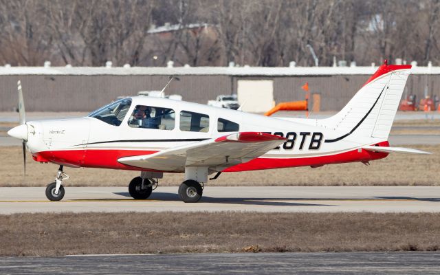 Piper Cherokee (N728TB)