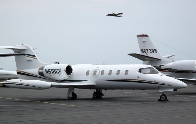 Learjet 35 (N618CF)