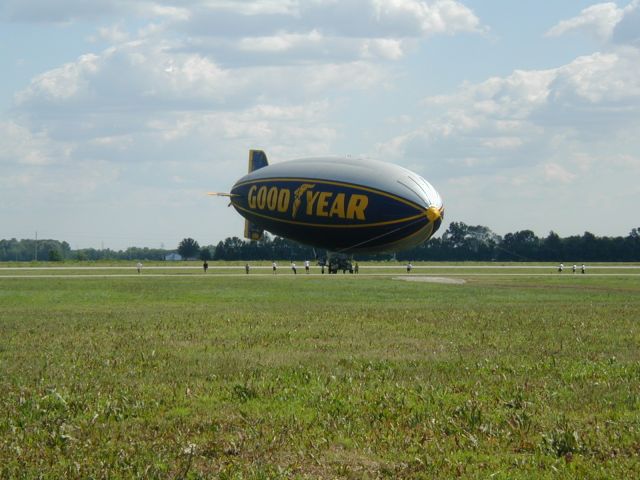 N3A — - Goodyear Blimp GZ-20A.  Spirit of Goodyear    Morning at KDLZ