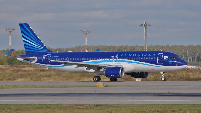 Airbus A320 (4K-AZ83)