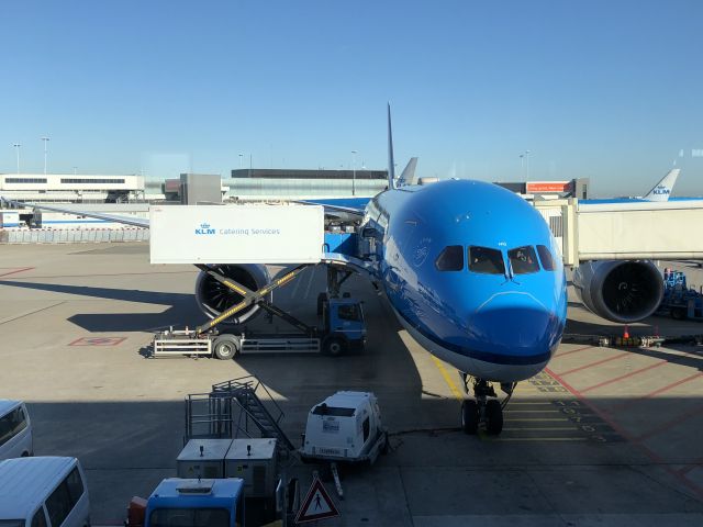 Boeing 787-9 Dreamliner (PH-BHG) - KLM741 to Bogota 