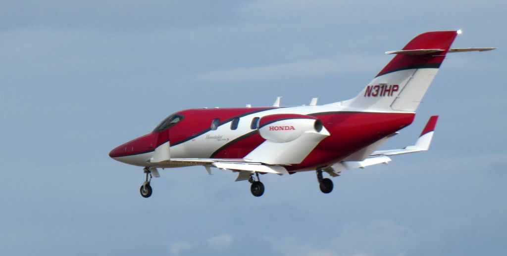 Honda HondaJet (N31HP) - On short final is this 2022 Honda HA-420 HondaJet in the Winter of 2023.