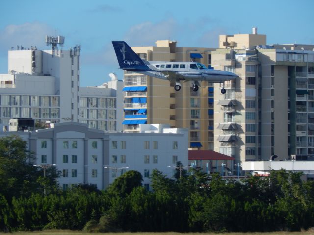 Cessna 402 (N677CA)