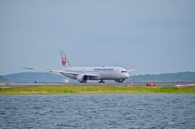 Boeing 787-9 Dreamliner (JA863J)