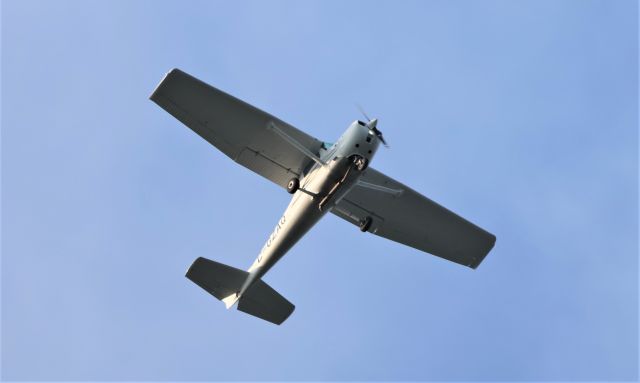 Cessna Commuter (C-GZAQ) - GZAQ CESSNA 150-M Montréal Flying Club Air Richelieu Altitude 508 Mètres Vitesse 146 Km/H Survolant la ville de Lavaltrie QC. le 20-06-2023 à 18:42
