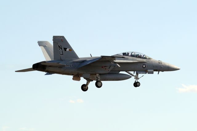 McDonnell Douglas FA-18 Hornet (16-5802) - Scottsdale Air Fair - November 2011