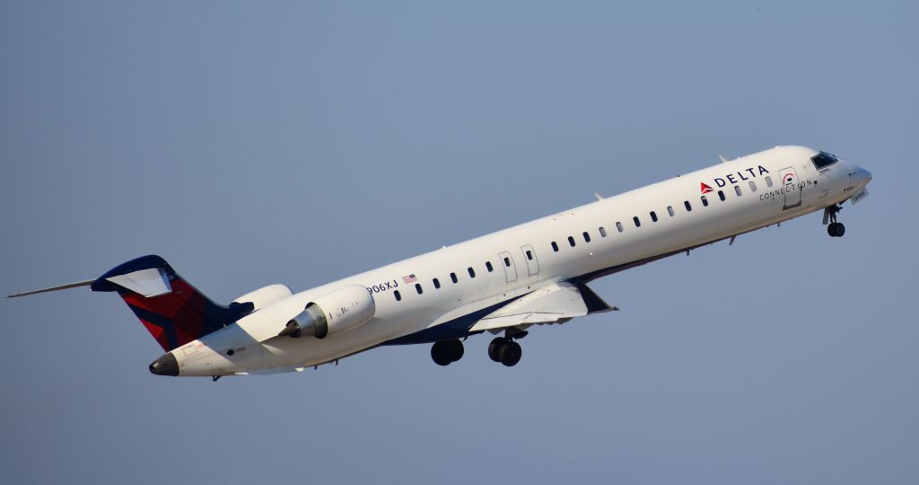 Canadair Regional Jet CRJ-900 (N906XJ) - From the RDU observation deck, 12/3/17.