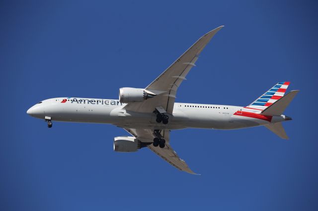 Boeing 787-9 Dreamliner (N835AN)