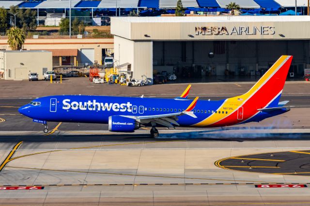 Boeing 737 MAX 8 (N8735L) - A Southwest 737 MAX 8 landing at PHX on 2/4/23. Taken with a Canon R7 and Tamron 70-200 G2 lens.