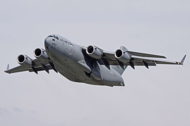 Boeing Globemaster III (98-0053)