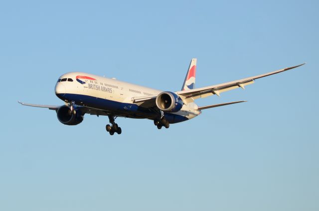 BOEING 787-10 Dreamliner —