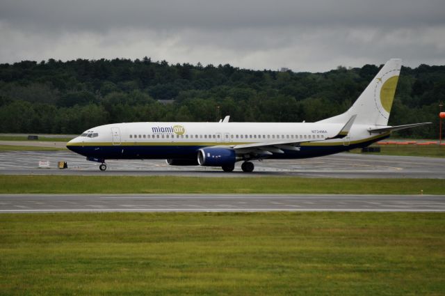 Boeing 737-800 (N734MA) - atypical visitor