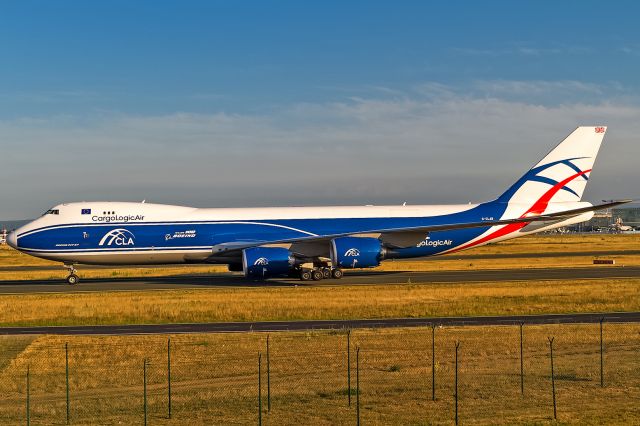 BOEING 747-8 (G-CLAB)