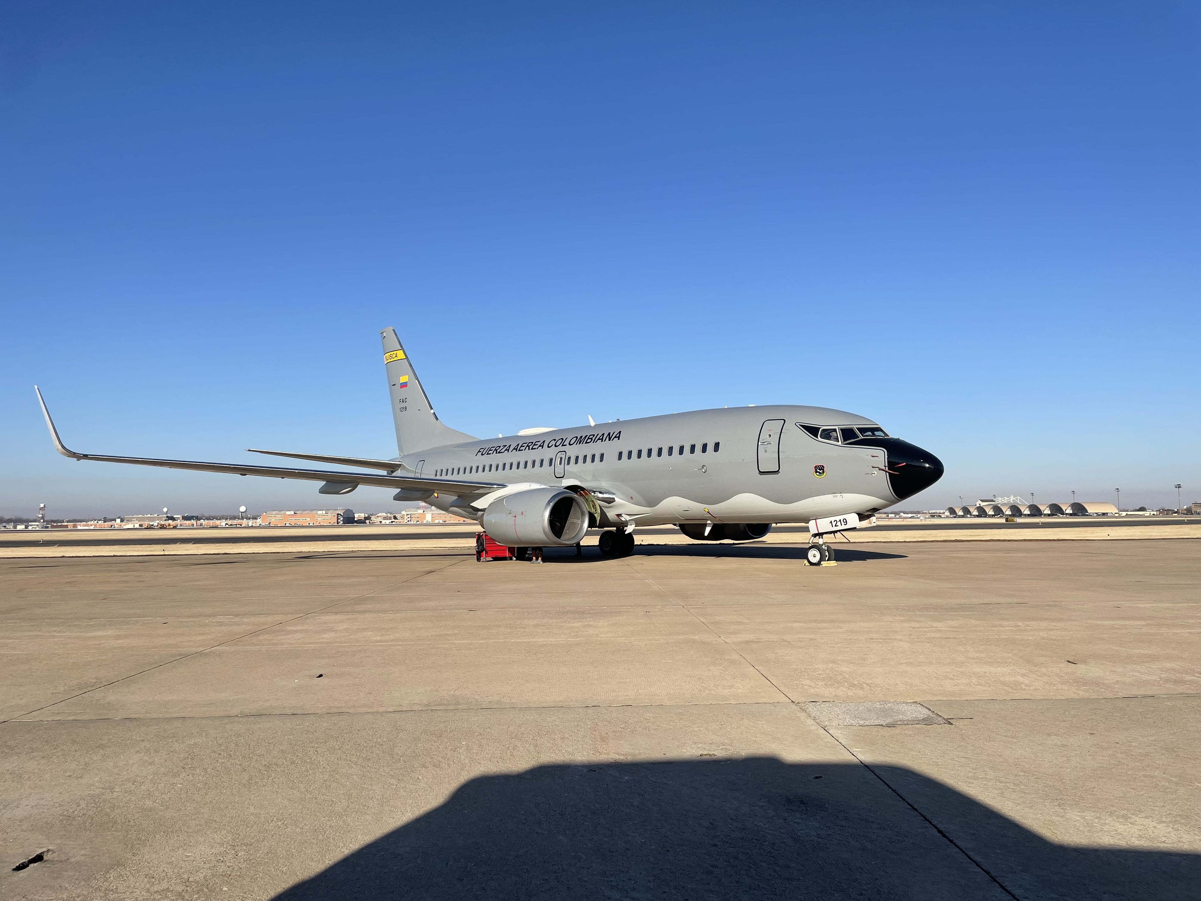 Boeing 737-700 (FAC1219)