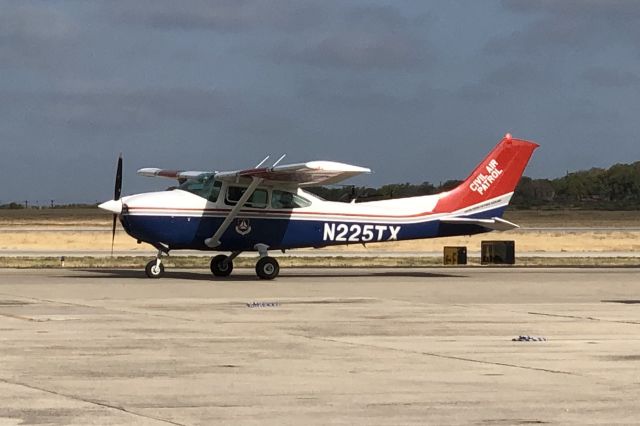 Cessna Skylane (N225TX) - Civil Air Patrol