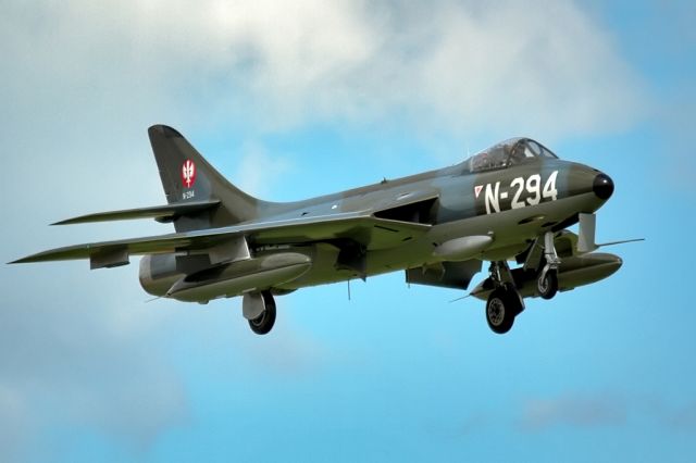 Hawker Hunter (N294) - Hawker Hunter