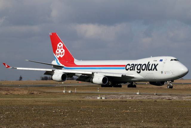 Boeing 747-400 (LX-OCV)