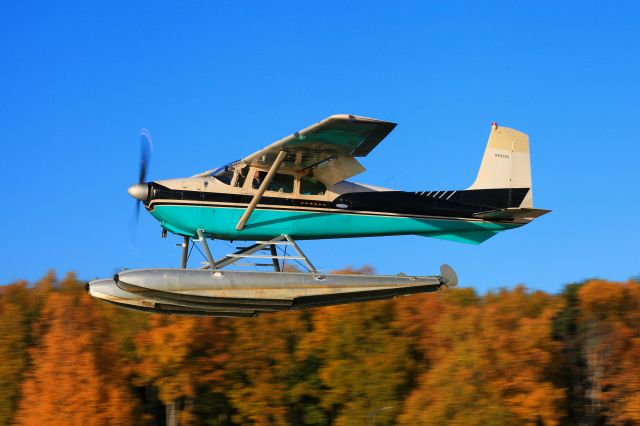 Cessna Skylane (N4906D)