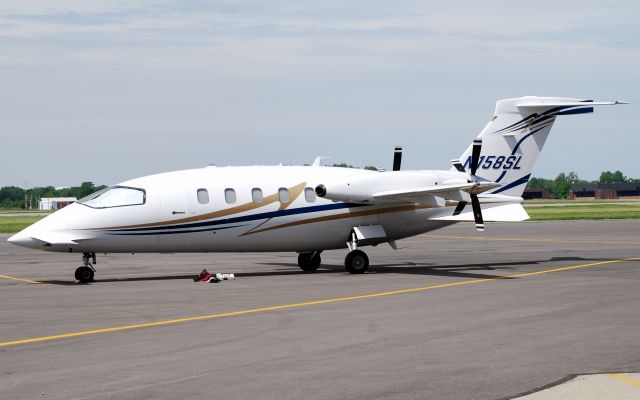 Piaggio P.180 Avanti (N158SL)