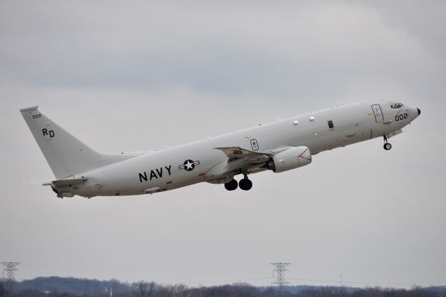 Boeing P-8 Poseidon (002) - Departing 5-L on 12-07-20