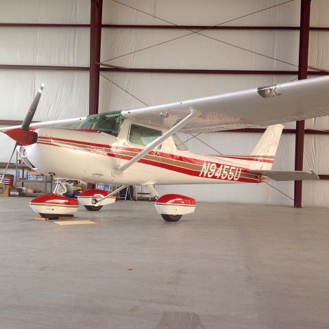 Cessna Commuter (N9455U) - Fresh coat of wax put on and ready for more adventures.