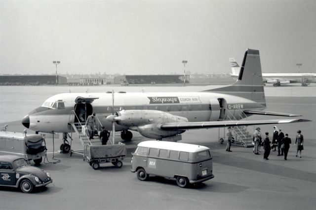 Hawker Siddeley HS-748 (G-ARRW) - 1967 at Düsseldorf (EDDL)