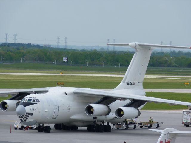 Ilyushin Il-76 (RA-76386)