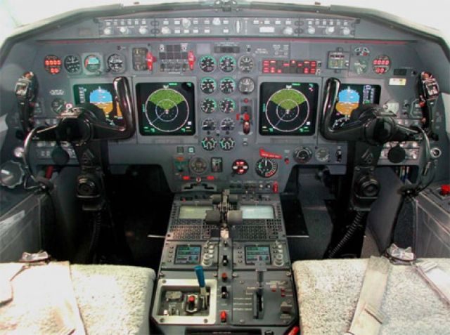 Dassault Falcon 20 (N715WS) - Cockpit of Falcon 20F-5 N715WS. Pro-Line IV Avionics