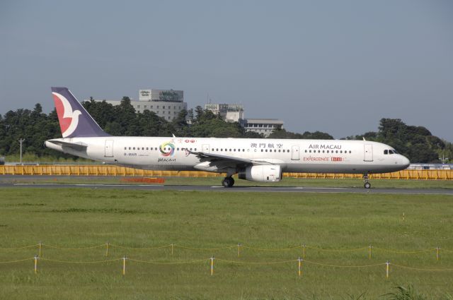 Airbus A321 (B-MAR) - Departure at Narita Intl Airport 16R on 2010/7/18