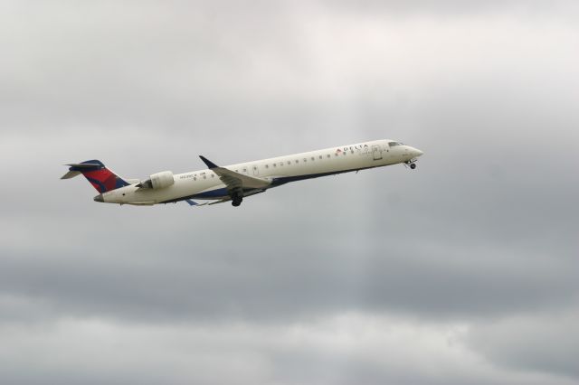 Canadair Regional Jet CRJ-900 (N538CA)