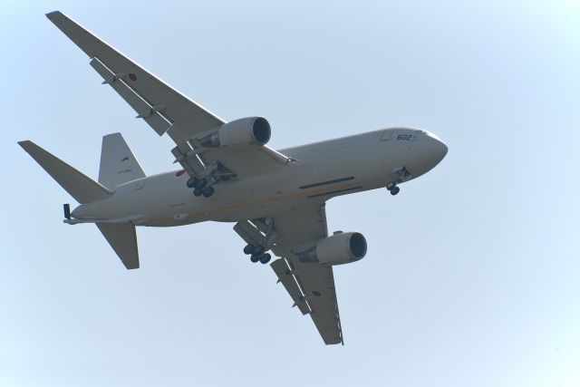 BOEING 767-200 (87-3602) - Boeing KC-767J JASDF