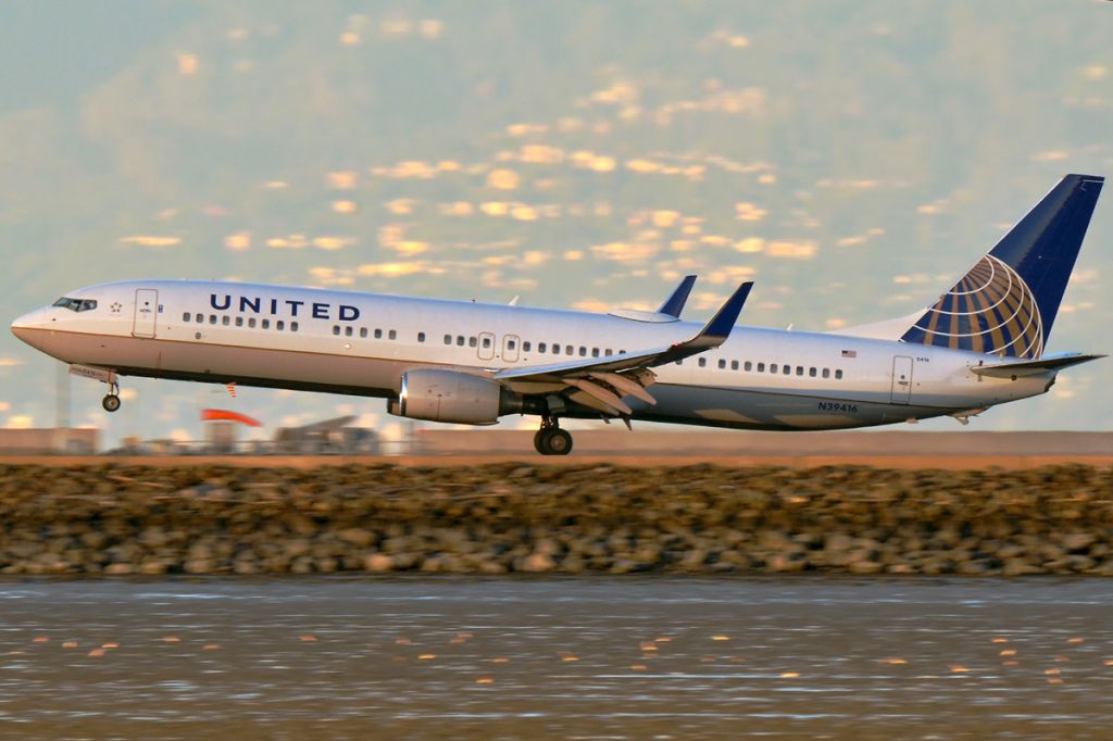 Boeing 737-900 (N39416) - 6th Oct., 2014