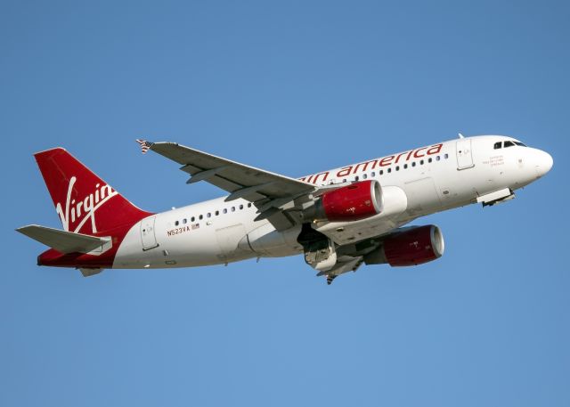 Airbus A320 (N523VA)