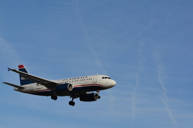 Airbus A319 (N808AW)