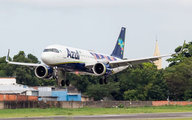 Airbus A320neo (PR-YRQ)