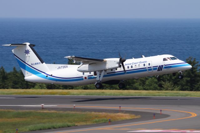 de Havilland Dash 8-300 (JA726A)